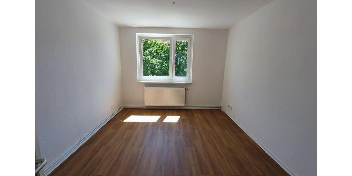 Etagenwohnung Merseburg - 3 Zimmer, 59 m&sup2;, 352&euro; | Angebot:26662548