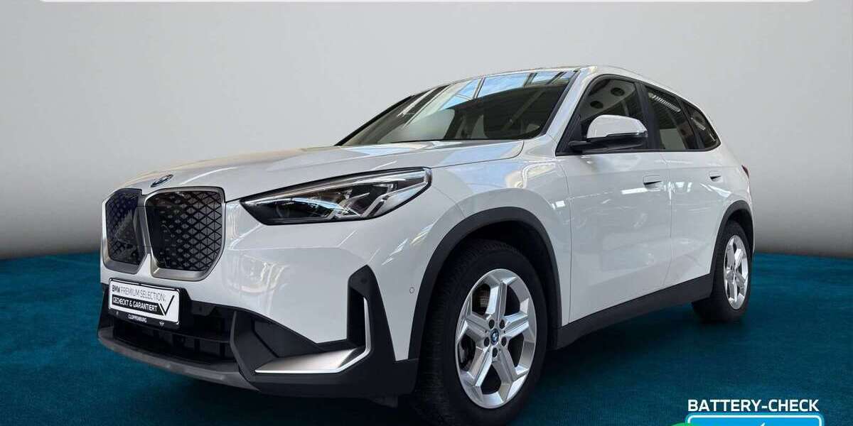 BMW iX1 30.875 km 32.480 &euro; Bad Windsheim 91438