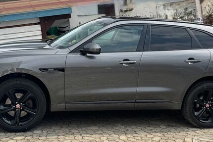 Jaguar F-Pace 197.309 km 14.990 &euro; Mühlingen 78357