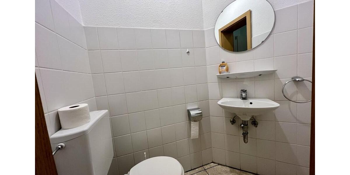 Attraktive & barrierefreie Büro- und Ausstellungsfläche in direkter Lauflage zum Westertor - Lübbecke! zimmer