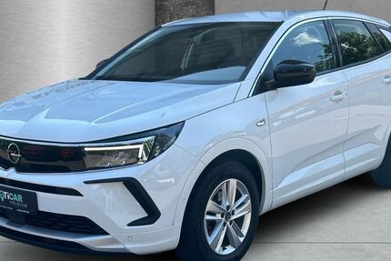Opel Grandland (X) 42.198 km 17.940 &euro; Ahrensburg 22926