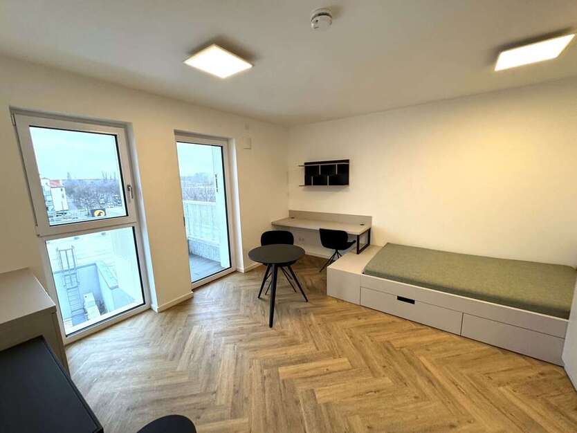 Wohnung zum Mieten in Berlin 561,96 € 26.76 m²