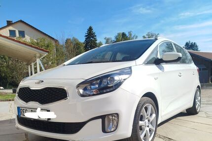 Kia Carens 243.000 km 5.199 &euro; Bischofsmais 94253
