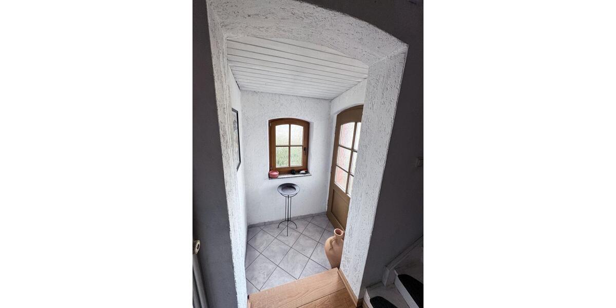 Einfamilienhaus Jünkerath - 7 Zimmer, 130 m&sup2;, 195.000&euro; | Angebot:25980022