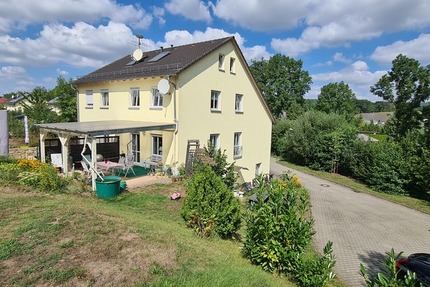 Doppelhaushälfte mit sehr großem Randgrundstück nahe Jena - Haus Stadtroda | Angebot:14517877