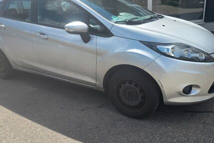 Ford Fiesta 150.000 km 1.950 &euro; bad Wurzach 88410
