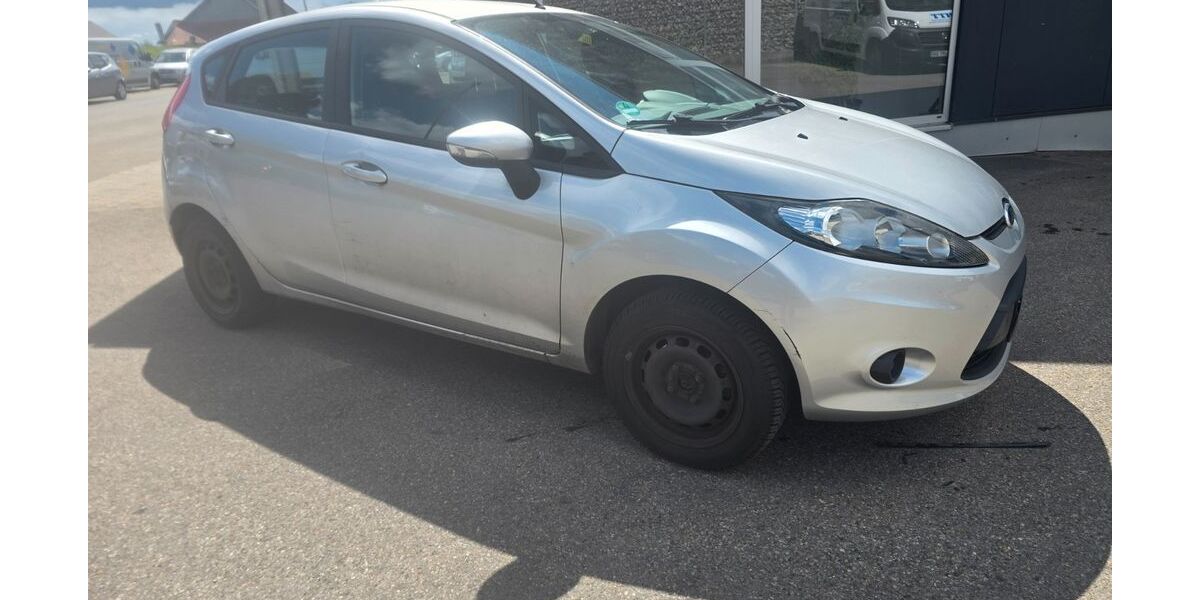 Ford Fiesta 150.000 km 2.300 &euro; bad Wurzach 88410