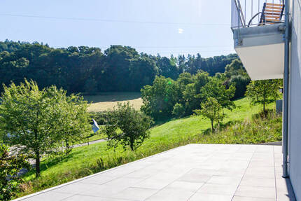Moderne Erdgeschosswohnung auf dem Hünerberg mit weitläufiger Terrasse und Wiesentalblick 3 zimmer