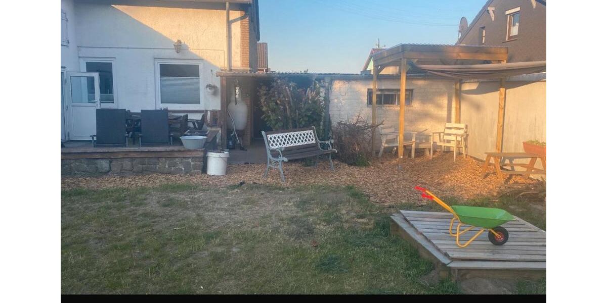 Doppelhaushälfte Rendsburg - 5 Zimmer, 95 m&sup2;, 218.000&euro; | Angebot:26254406