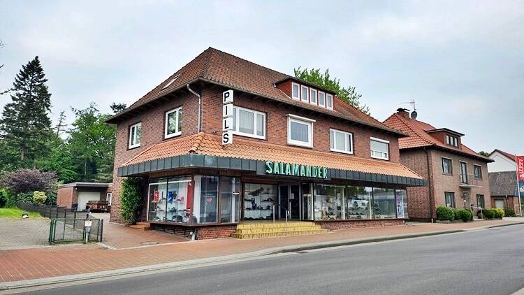 Gewerbeobjekt Gnarrenburg - 1 Zimmer, 540 m&sup2;, 430.000&euro; | Angebot:25701476