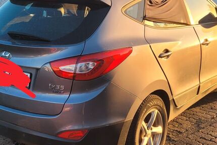 Hyundai ix35 111.000 km 9.500 &euro; Saarwellingen 66793