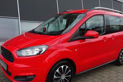 Ford Tourneo Courier 74.398 km 11.100 &euro; Steißlingen 78256