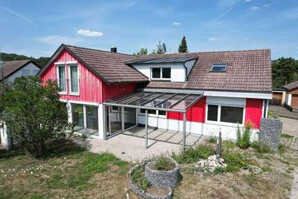 Haus Sigmaringendorf - 6 Zimmer, 219 m&sup2;, 349.000&euro; | Angebot:27131685