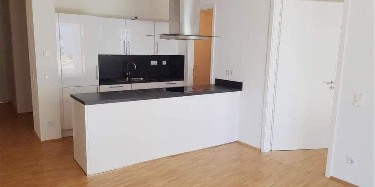 Etagenwohnung Mönchengladbach Stadtmitte - 3 Zimmer, 87 m&sup2;, 1.158&euro; | Angebot:24623558