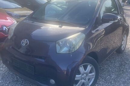 Toyota IQ 148.000 km 1.450 &euro; Berlin 10245