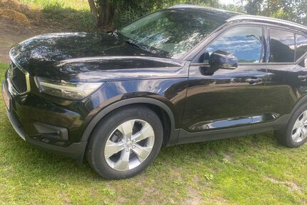 Volvo XC40 142.996 km 16.900 &euro; Berlin 12109