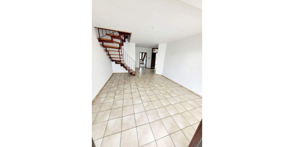 ***Die Gelegenheit*** Tolle Eigentumswohnung mit traumhaftem Ausblick in Koblenz-Karthause*** 4 zimmer