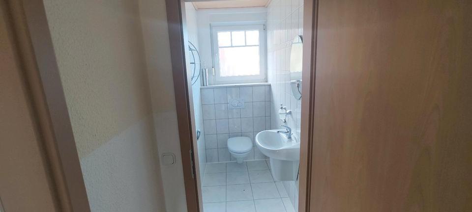 Dachgeschoßwohnung Bad Zwischenahn - 3 Zimmer, 101 m&sup2;, 1.000&euro; | Angebot:26319617