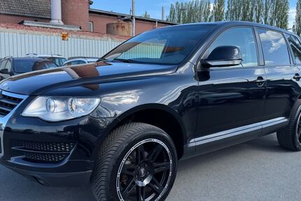 VW Touareg 296.600 km 5.500 &euro; Bocholt 46395