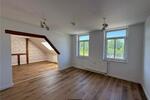 Dachgeschoßwohnung Zwickau - 3 Zimmer, 86 m&sup2;, 99.000&euro; | Angebot:27437698