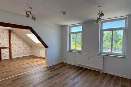 Wohnung Zwickau - 3 Zimmer, 86 m&sup2;, 99.000&euro; | Angebot:27437698