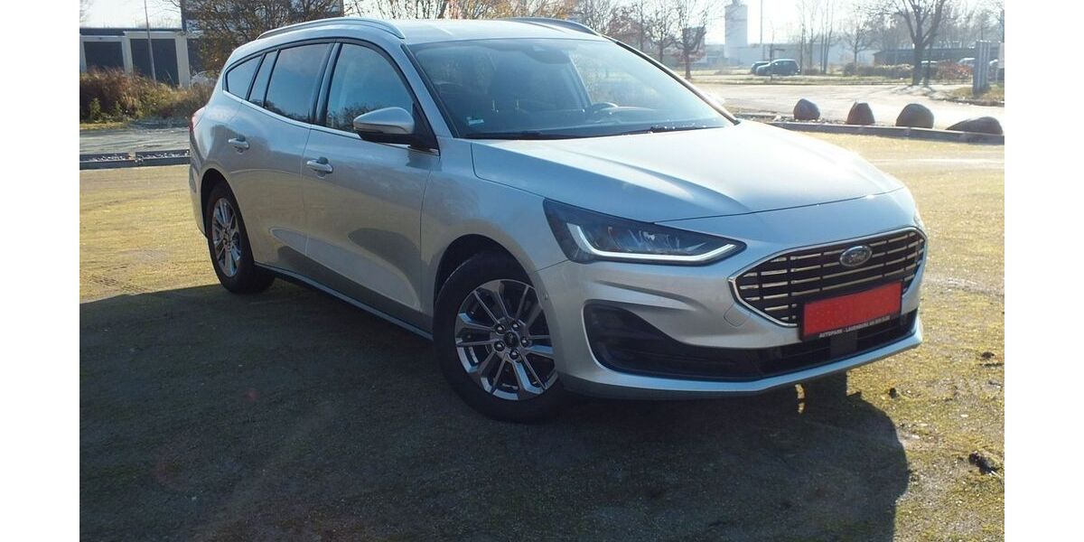 Ford Focus 34.000 km 20.300 &euro; Lauenburg/-Elbe 21481