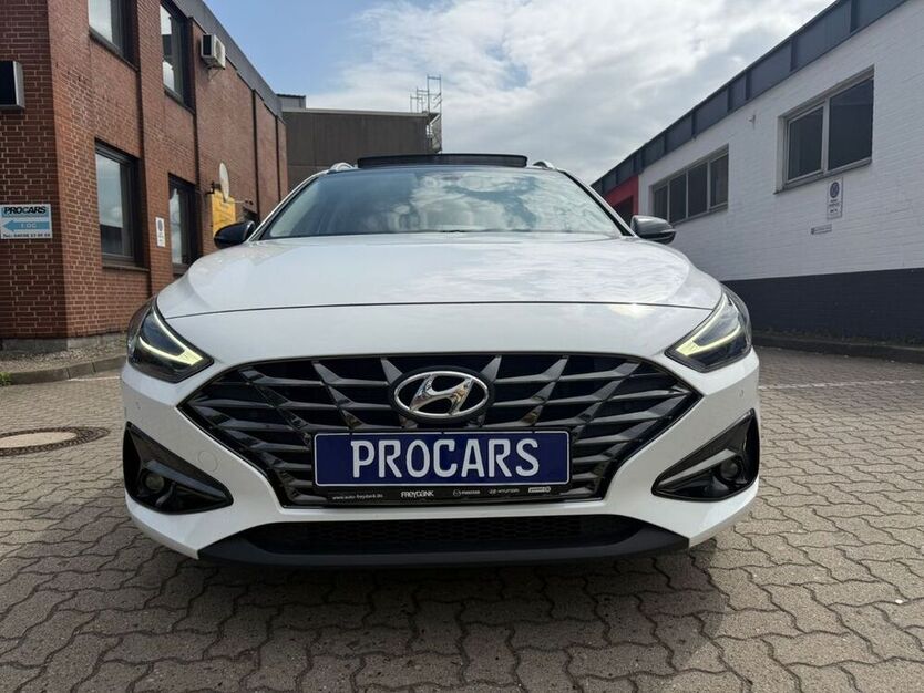 i30