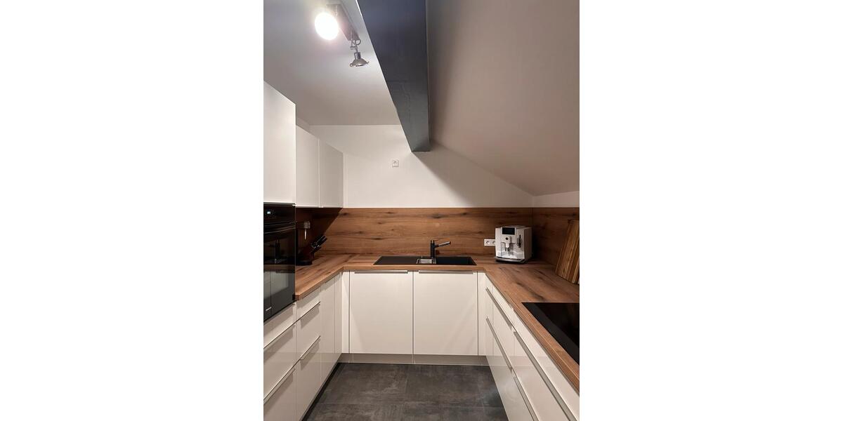 Dachgeschoßwohnung Ingolstadt - 3.5 Zimmer, 92 m&sup2;, 425.000&euro; | Angebot:25058171