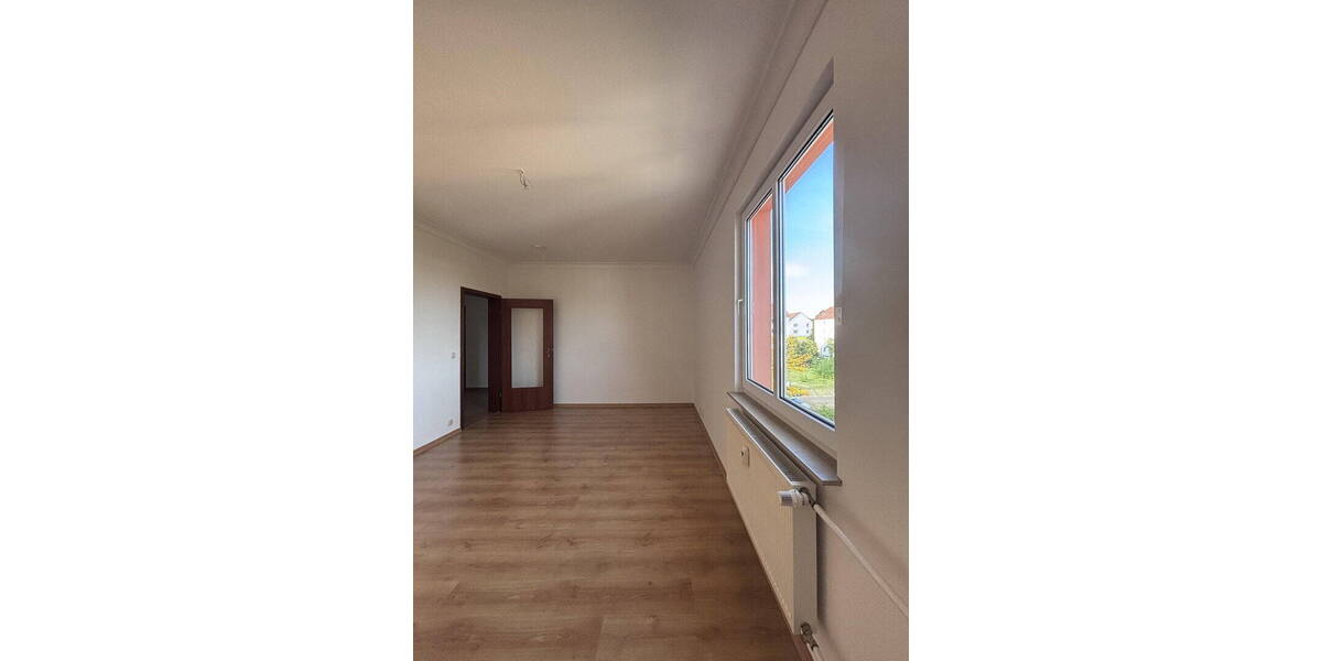 Etagenwohnung Hoyerswerda - 3 Zimmer, 109 m&sup2;, 153.000&euro; | Angebot:26015854