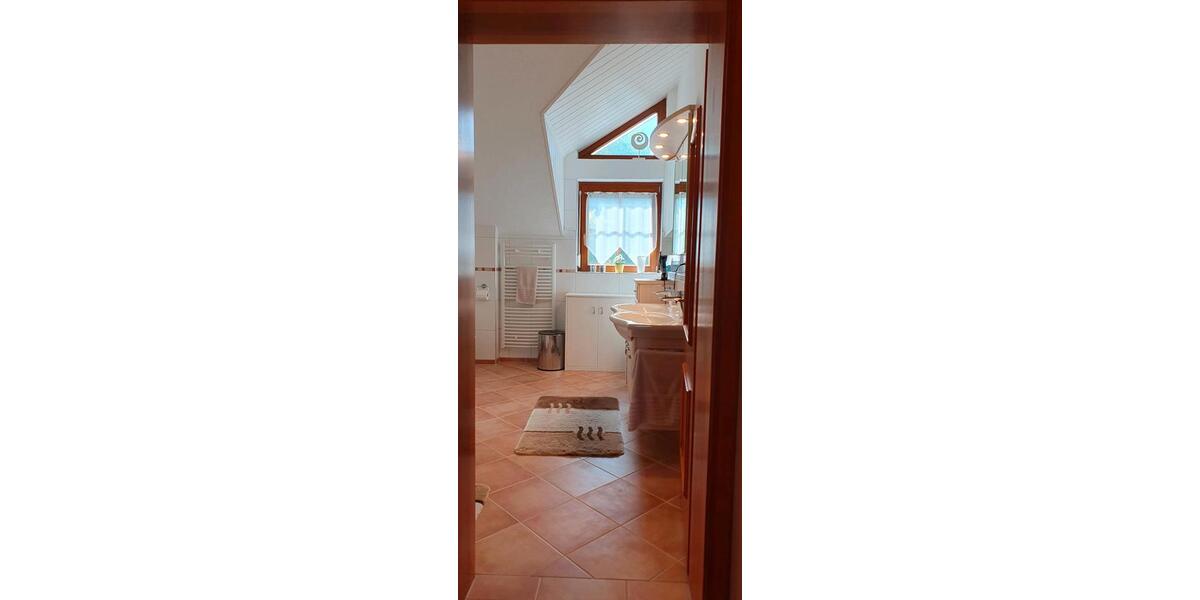 Doppelhaushälfte Görwihl - 4 Zimmer, 140 m&sup2;, 1.800&euro; | Angebot:26166231