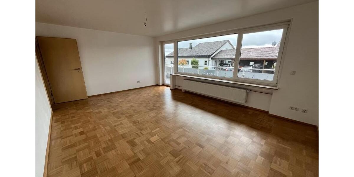 Hochparterre Mötzingen - 6 Zimmer, 146 m&sup2;, 1.790&euro; | Angebot:26431925