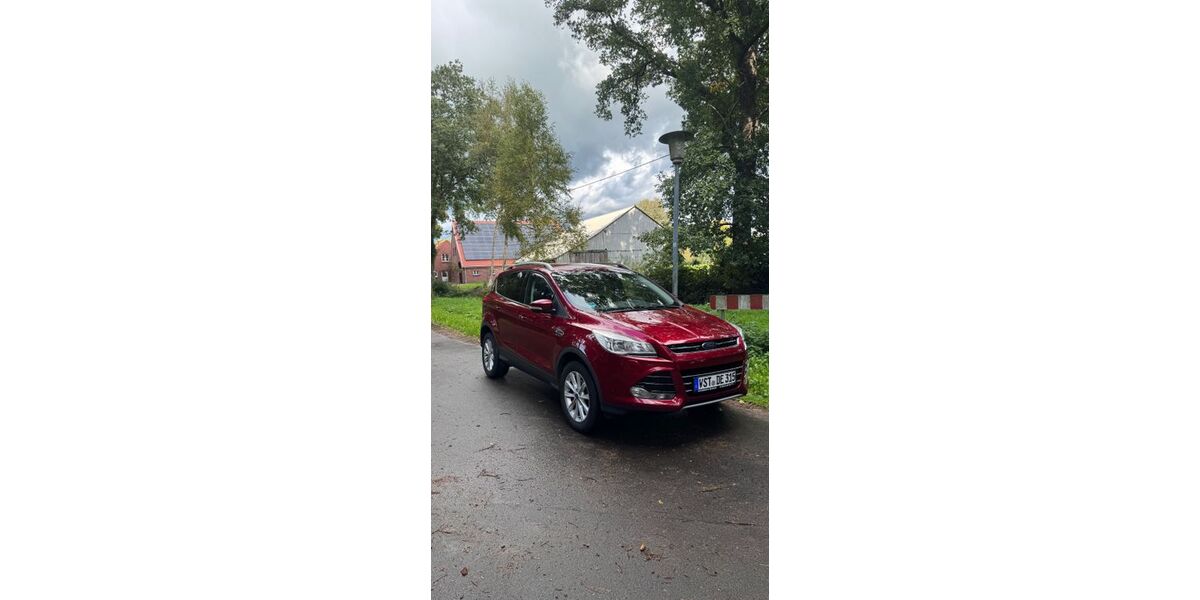 Ford Kuga 142.000 km 8.100 &euro; Edewecht 26188