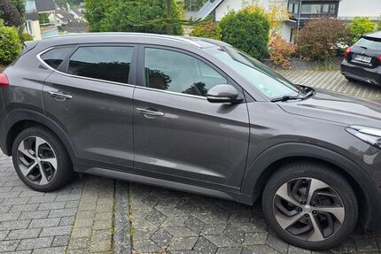 Hyundai TUCSON 75.000 km 17.500 € Melsbach 56581