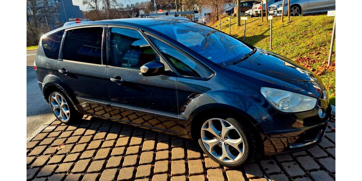 Ford S-Max 324.200 km 1.555 &euro; Filderstadt 70794
