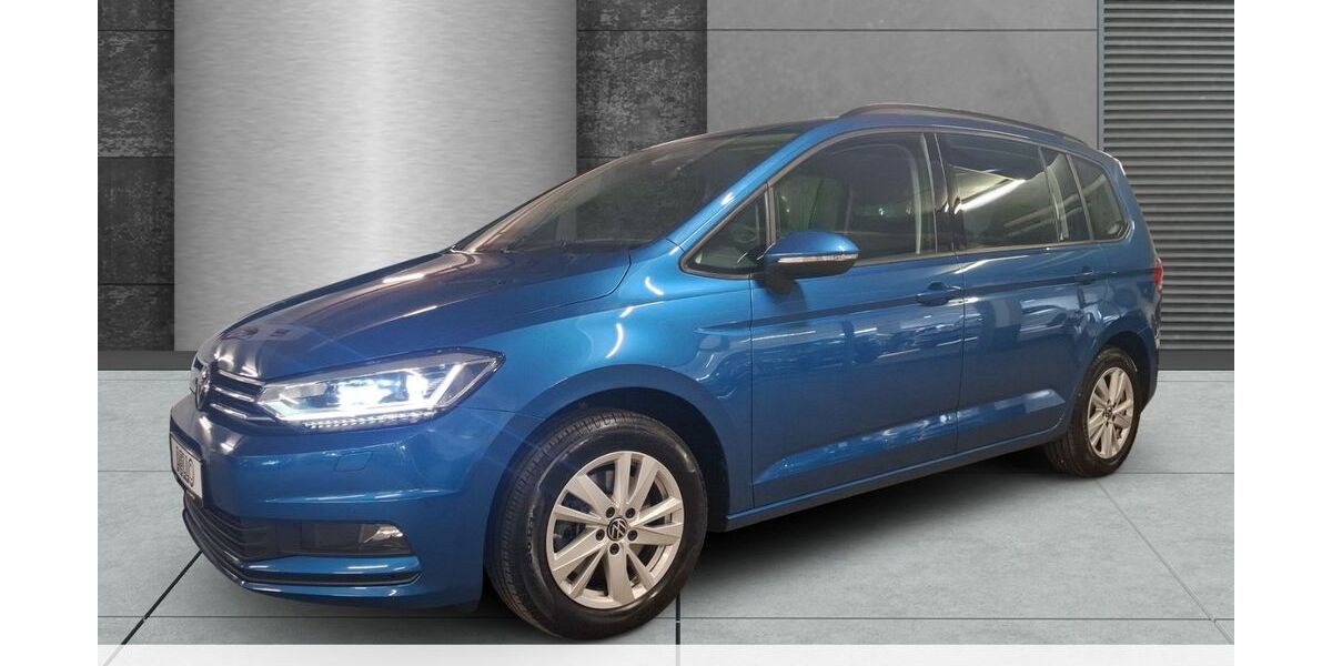 VW Touran 64.334 km 22.640 &euro; Hamburg 22047
