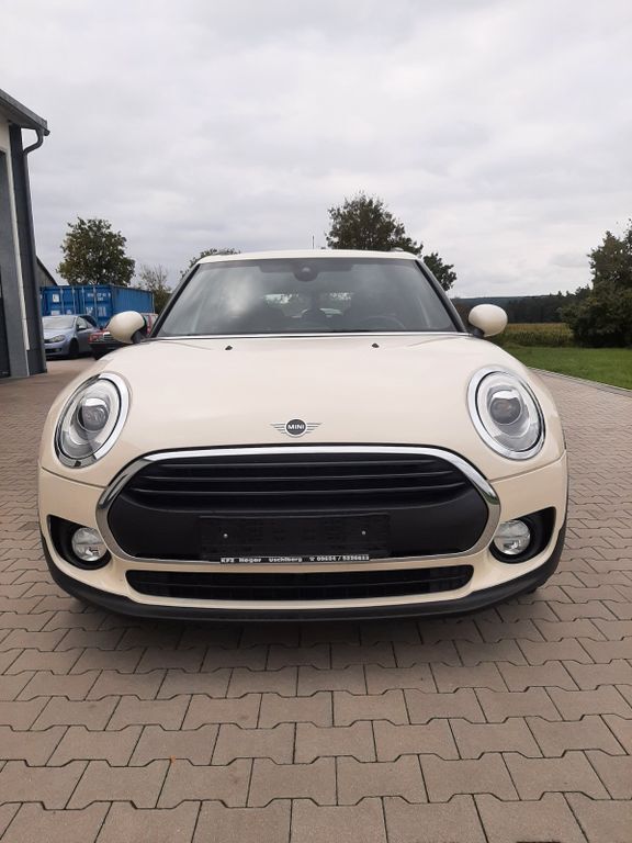 Mini One Clubman 111.040 km 10.600 € Ensdorf 92266