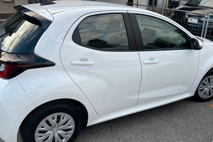 Toyota Yaris 2.514 km 19.800 € Bodenkirchen 84155