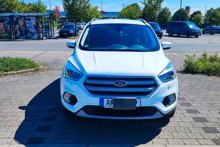 Ford Kuga 113.000 km 14.500 &euro; Amberg 92224