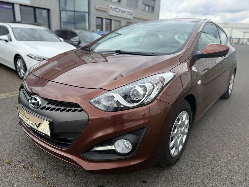 i30