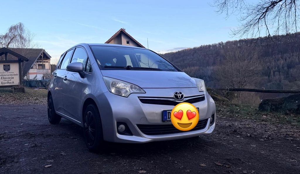 Toyota Verso-S 180.000 km 6.400 &euro; Elmstein 67471