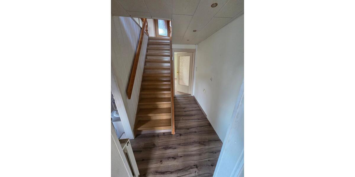 Doppelhaushälfte Radebeul - 4 Zimmer, 80 m&sup2;, 325.000&euro; | Angebot:26256303