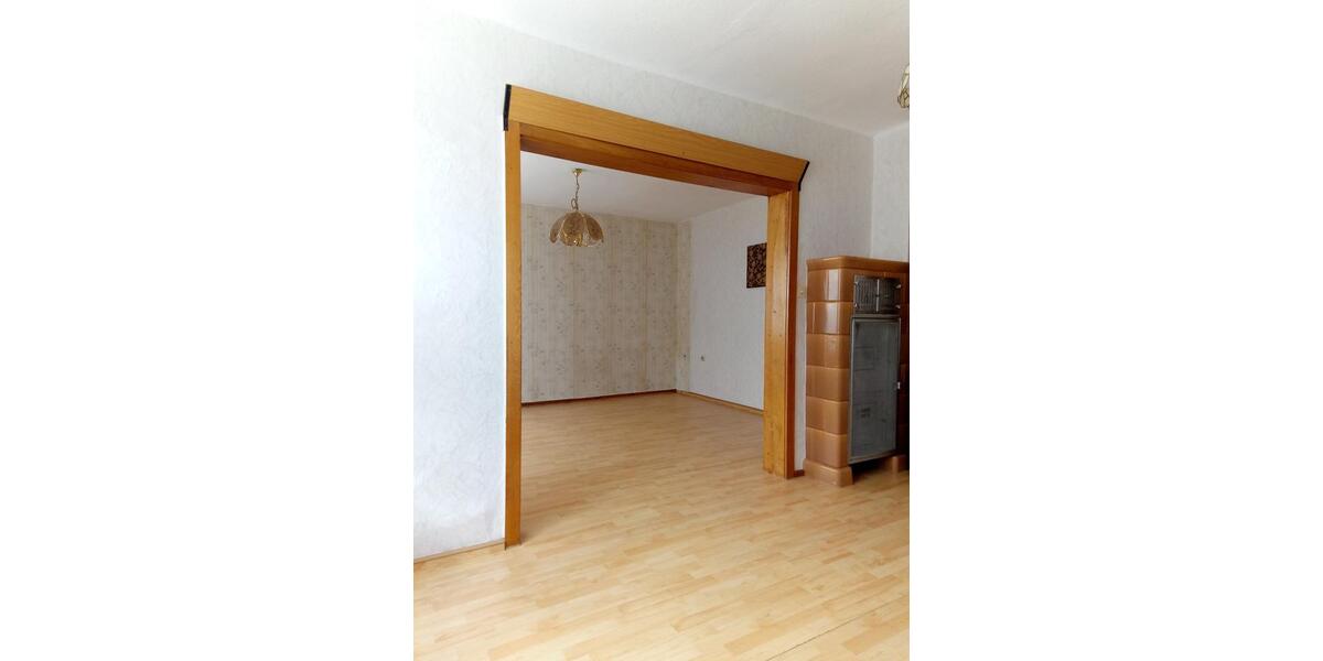 Einfamilienhaus Anrode - 9 Zimmer, 180 m&sup2;, 1.476&euro; | Angebot:24741750