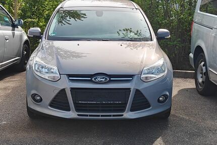 Ford Focus 24.000 km 5.100 &euro; Bretzfeld 74626