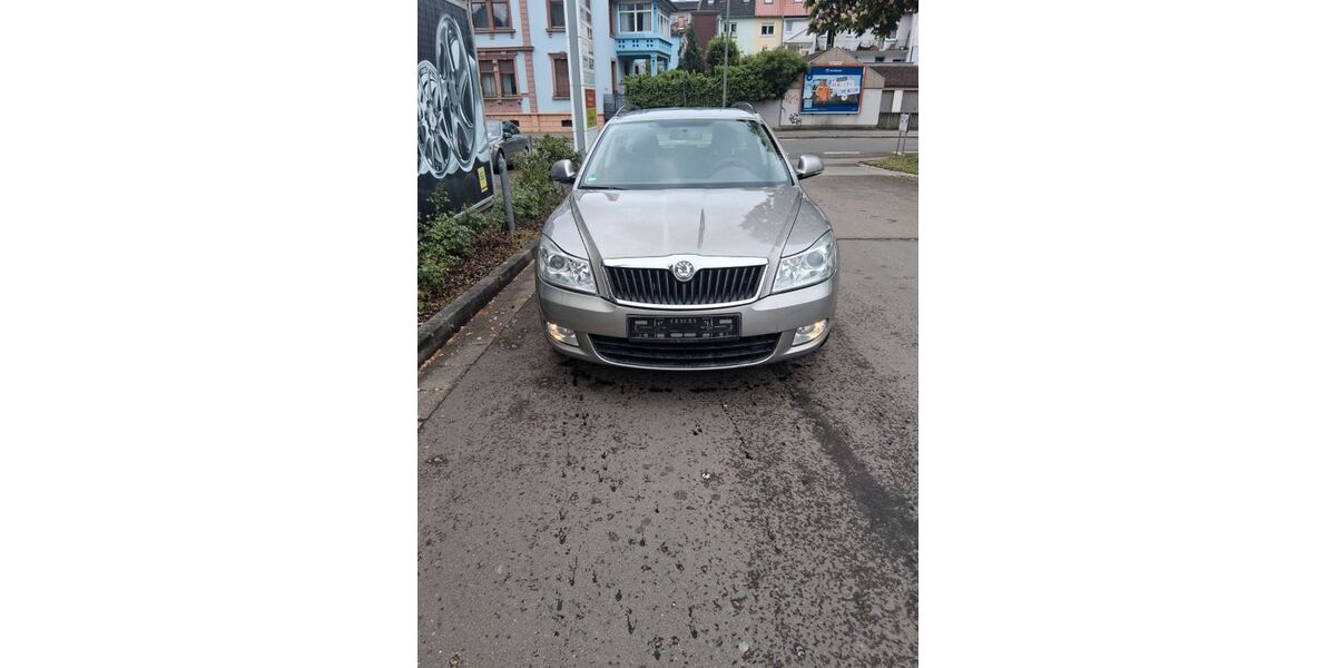 Skoda Octavia 156.400 km 4.900 &euro; Viernheim 68519