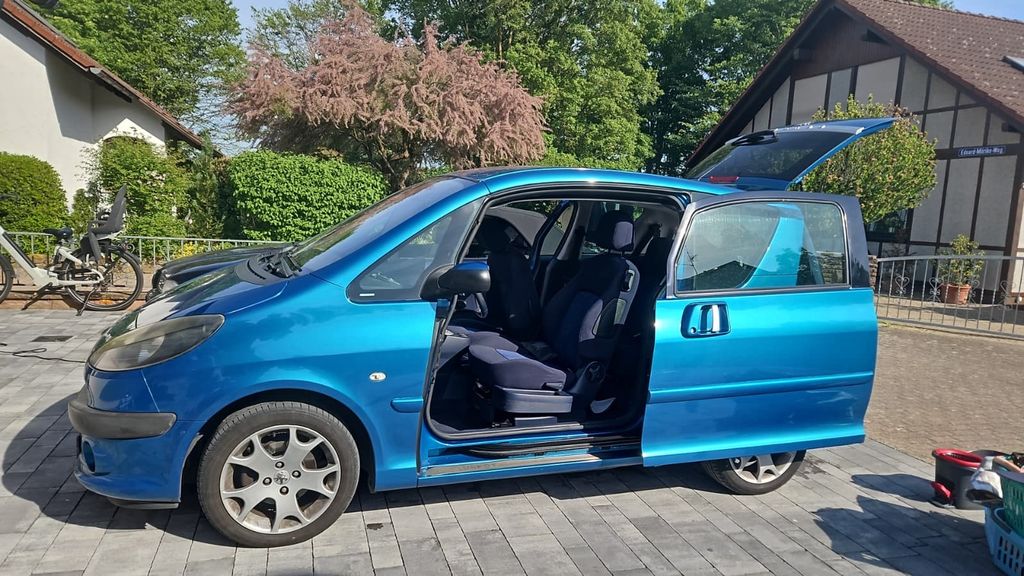 Peugeot 1007 139.383 km 3.500 &euro; Plankstadt 68723
