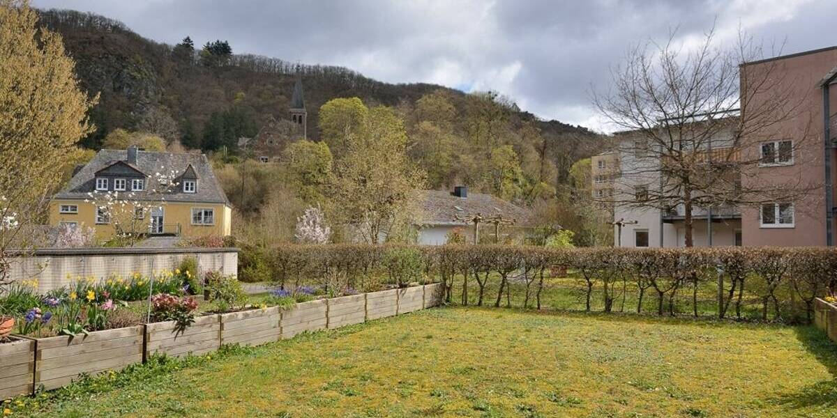 Etagenwohnung Bad Bertrich - 2 Zimmer, 63 m&sup2;, 165.000&euro; | Angebot:26358583