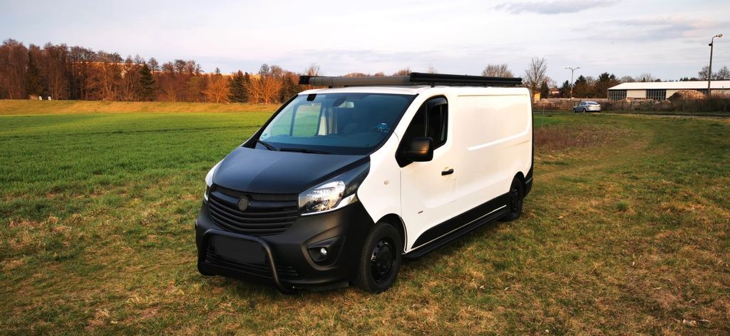 Opel Vivaro 49.000 km 22.999 € Weimar 99425