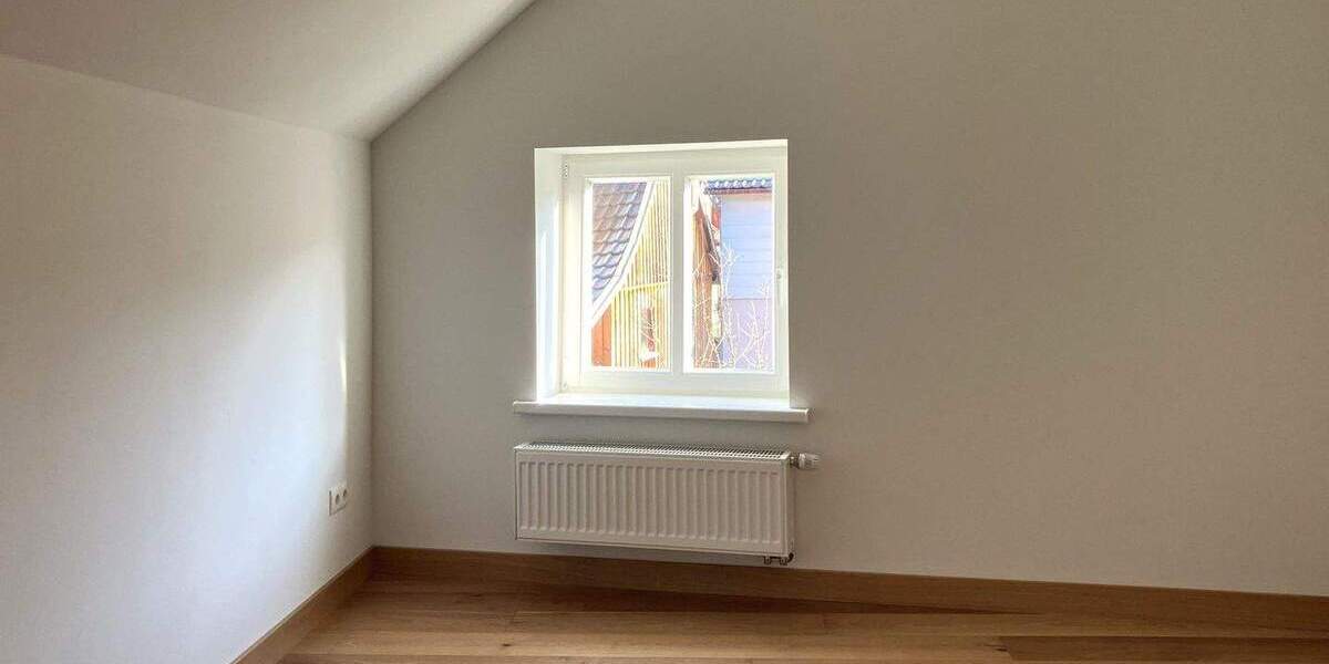 Mehrfamilienhaus, Wohnhaus Helsa - 1 Zimmer, 224 m&sup2;, 2.050&euro; | Angebot:25337459