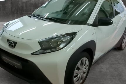 Toyota Aygo (X) 41.200 km 12.990 &euro; Chemnitz 09119