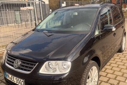VW Touran 271.000 km 3.790 &euro; Hamburg 21107